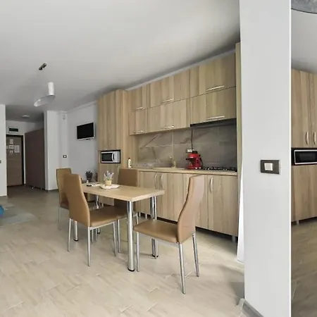 Xyz Apartment